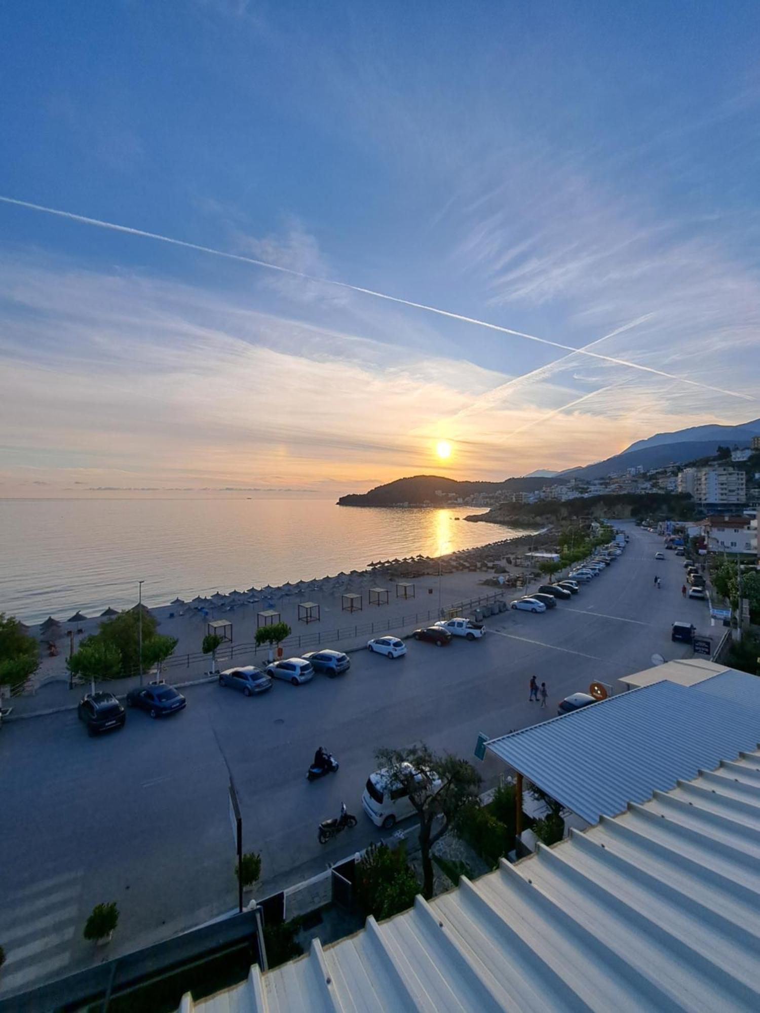 Dhima Hotel Himare Eksteriør bilde