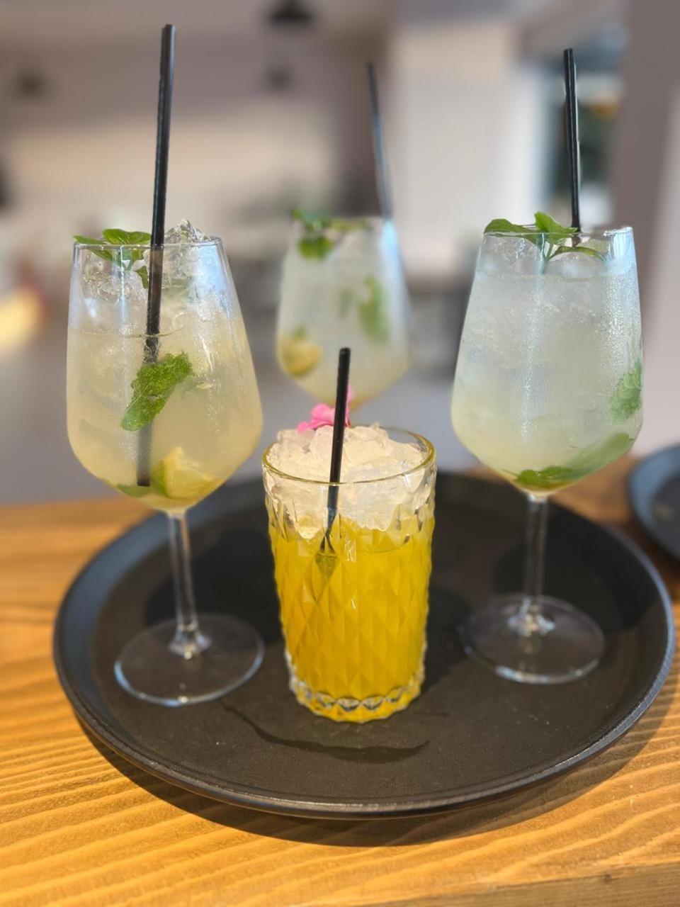 Dhima Hotel Himare Eksteriør bilde